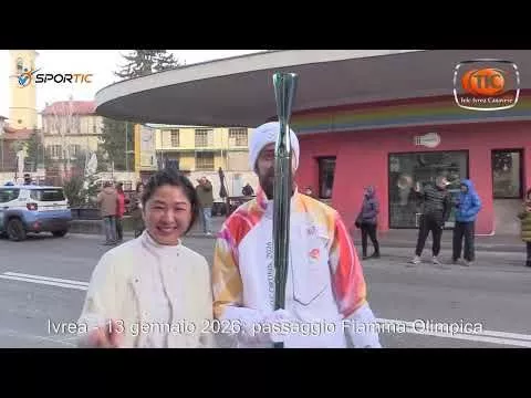 immagine di anteprima del video: Ivrea - 13 gennaio 2026: passaggio Fiamma Olimpica