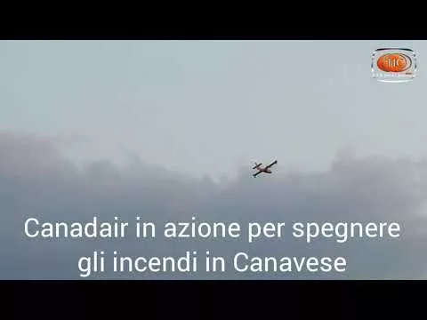immagine di anteprima del video: Canadair in azione per spegnere gli incendi in Canavese