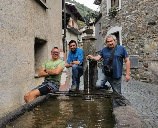 I ricercatori di Rock Carvings in Canavese