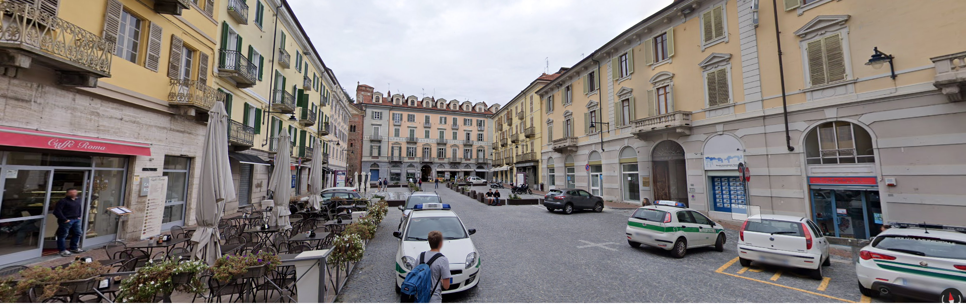 Ivrea - Piazza di Città