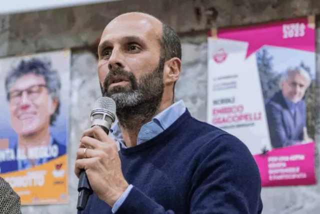 In foto il sindaco di Ivrea Matteo Chiantore