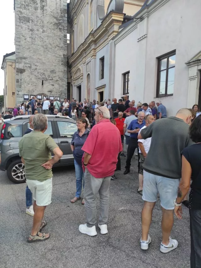 Montalto Dora, funerali di Adriano Roffino